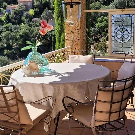 Aurlie Sea View, 600m To And Shops Villa *